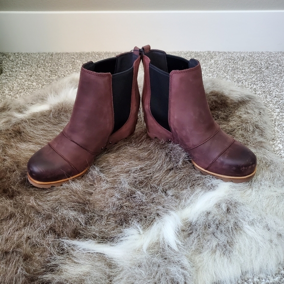 Sorel Lea Wedge Bootie Redwood - Sz 8 - HTF NWT - Picture 3 of 7